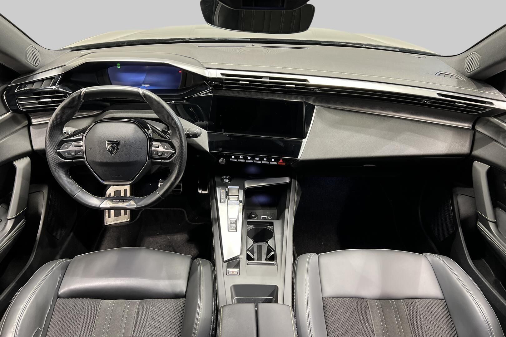 Peugeot 308 iso kuva 11