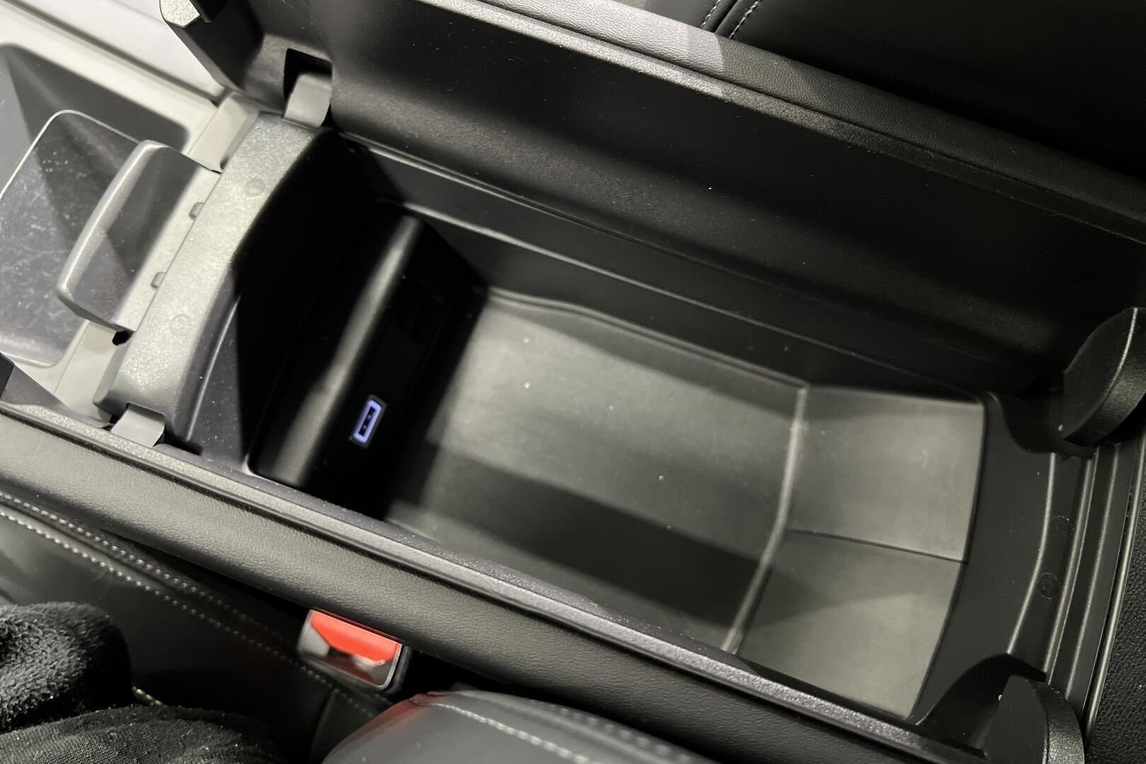Peugeot 308 iso kuva 32