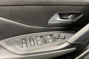 Peugeot 308 esikatselu 37