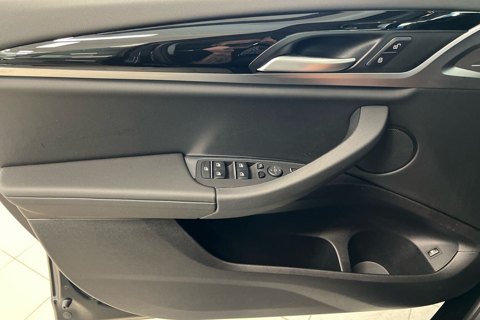 BMW X3 iso kuva 15