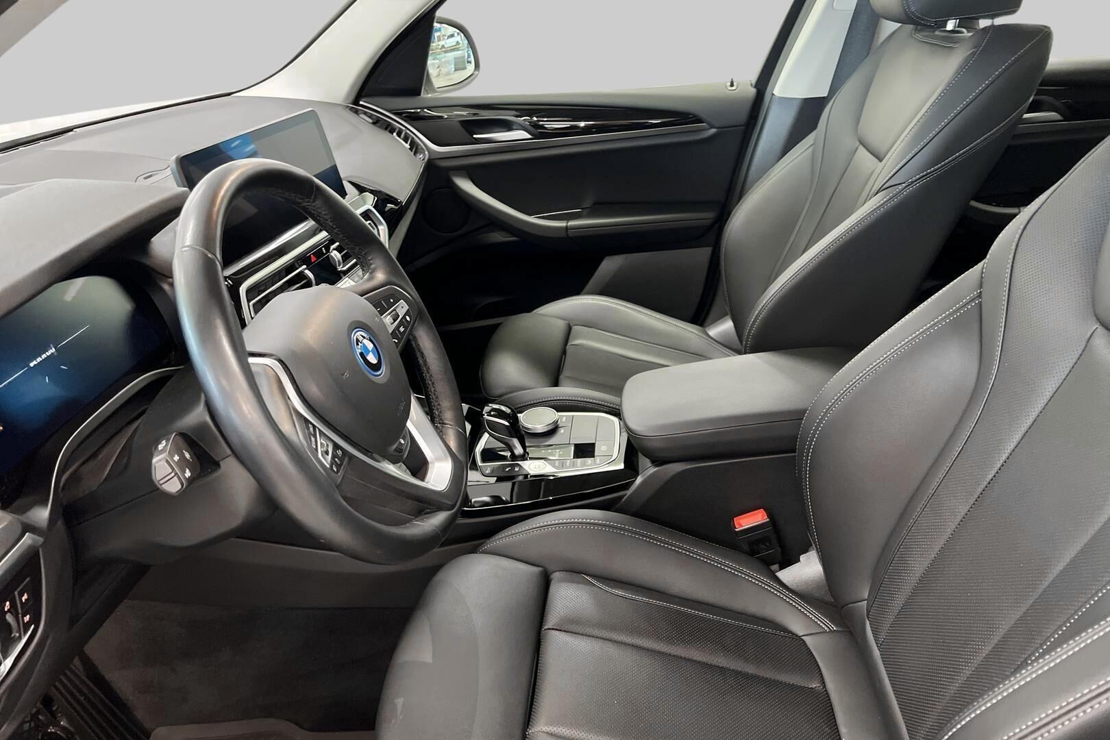BMW X3 iso kuva 3