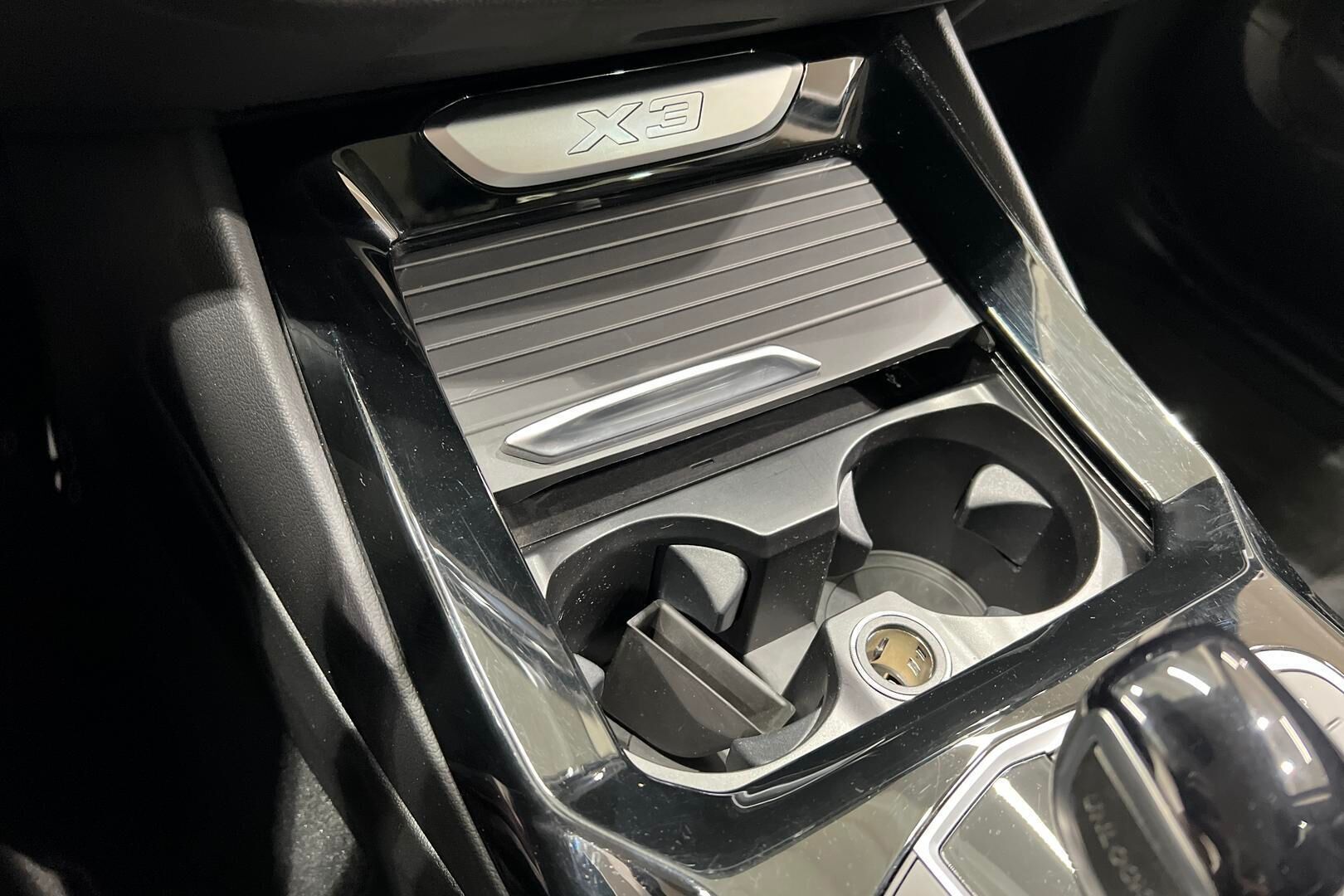 BMW X3 iso kuva 18