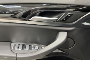 BMW X3 esikatselu 25