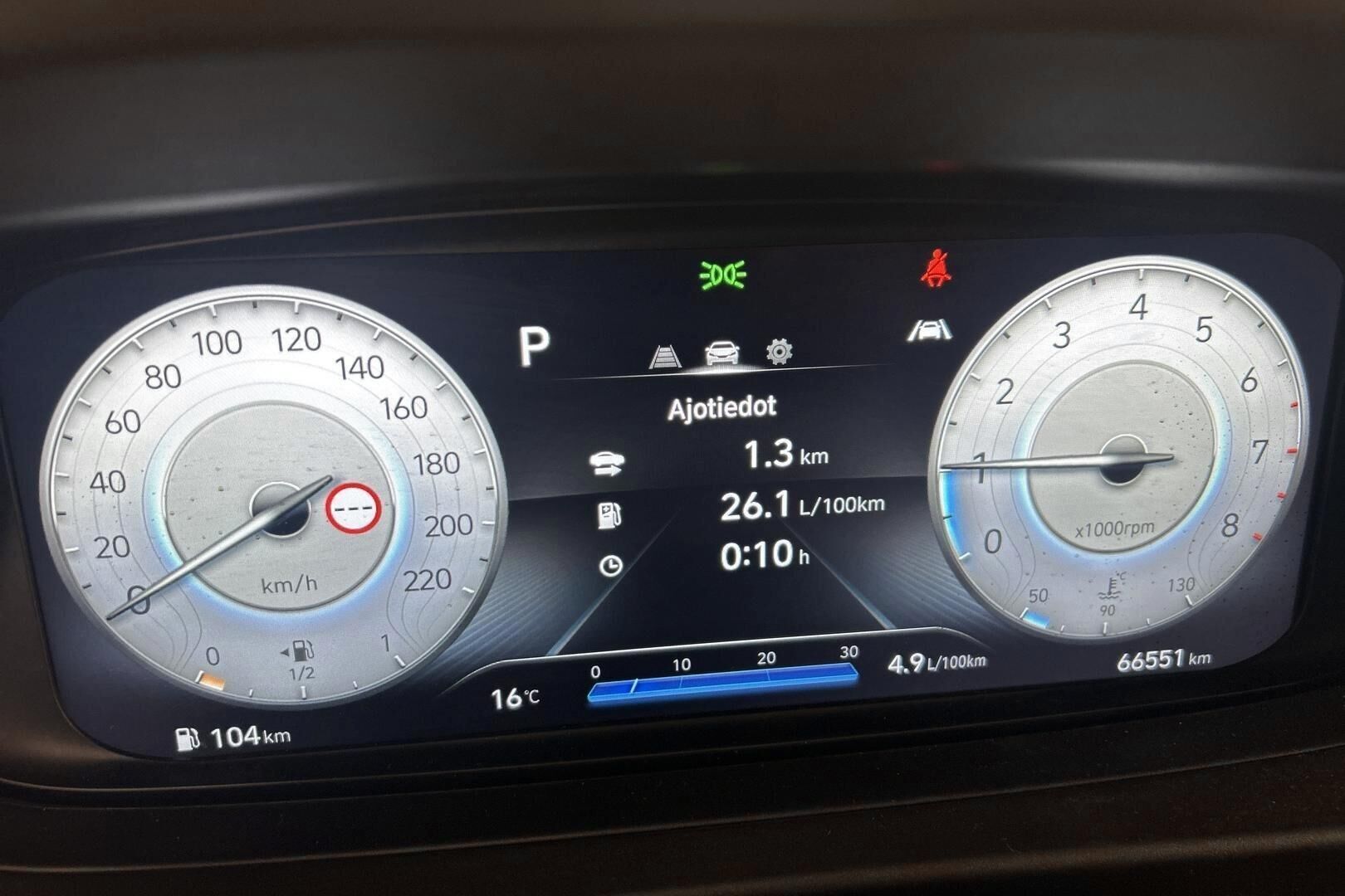 Hyundai i20 Hatchback iso kuva 14