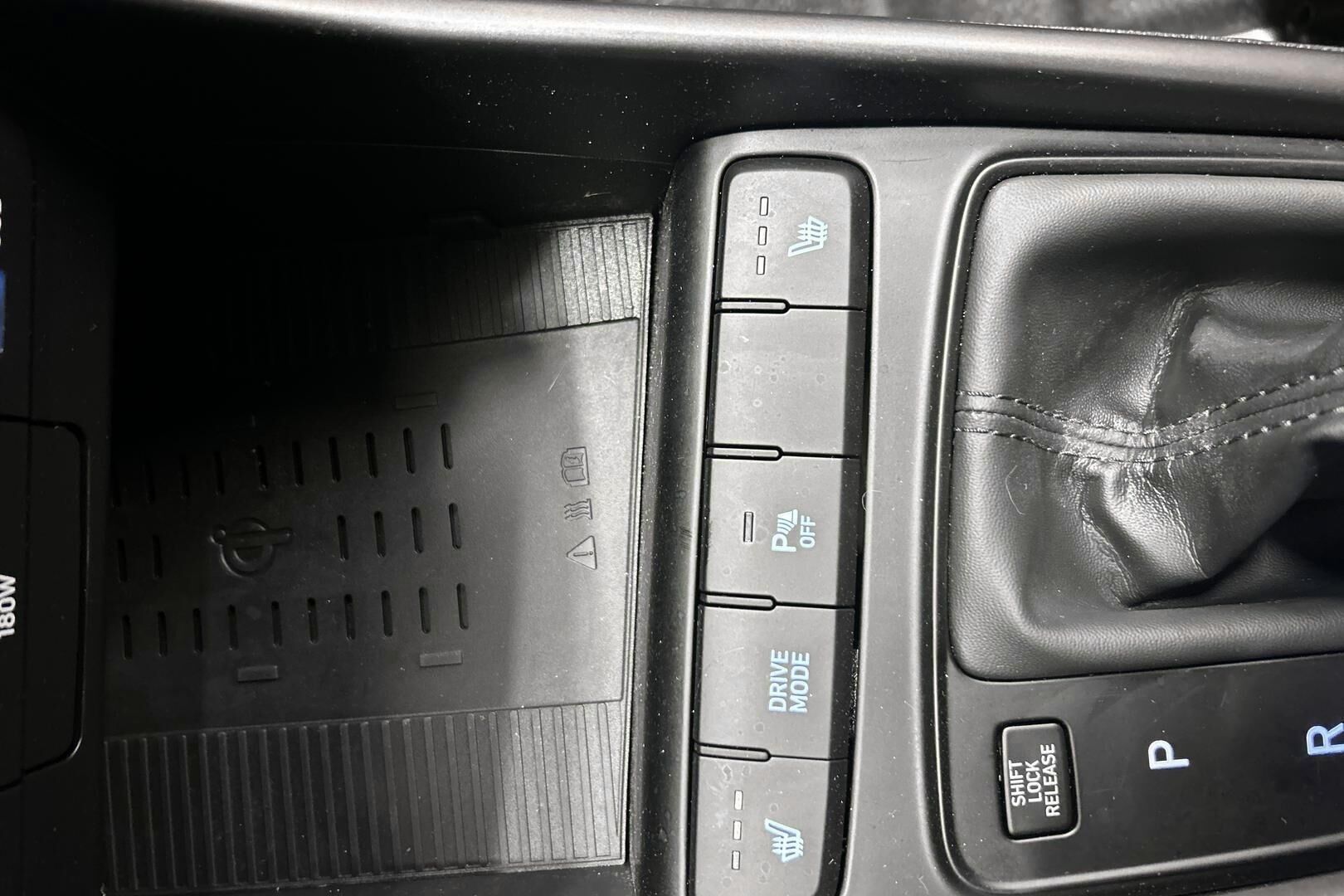 Hyundai i20 Hatchback iso kuva 19