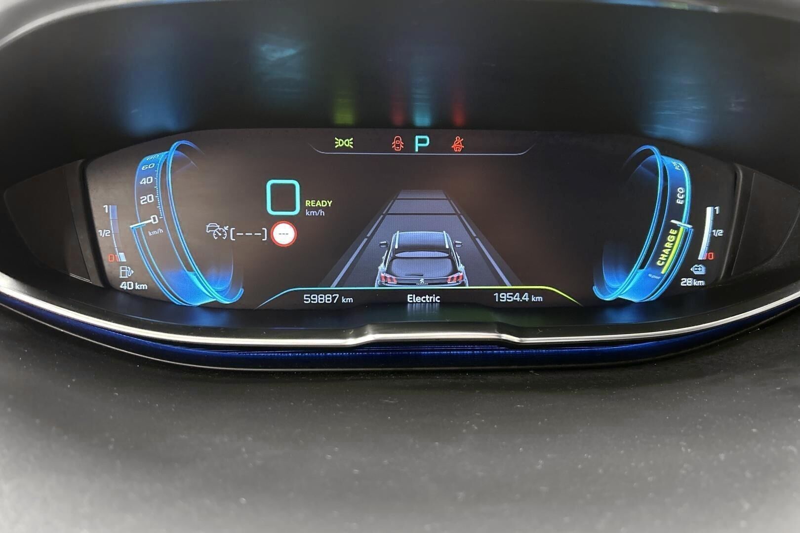 Peugeot 3008 iso kuva 18