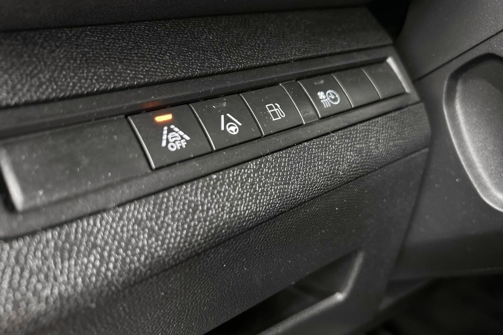 Peugeot 3008 iso kuva 9