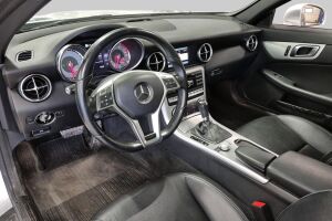 Mercedes-Benz SLK esikatselu 2