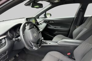 Toyota C-HR esikatselu 3