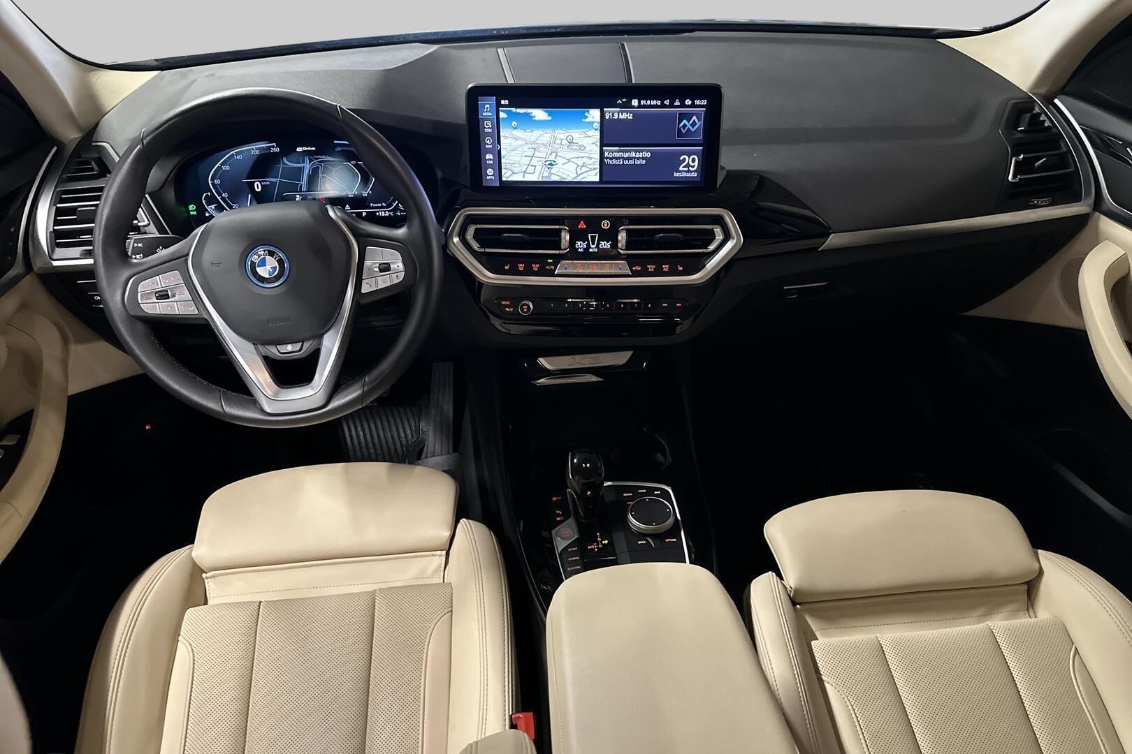 BMW X3 iso kuva 28