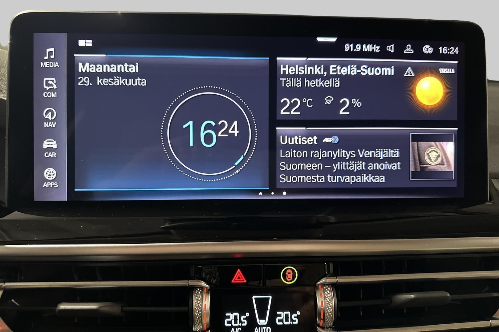 BMW X3 iso kuva 14