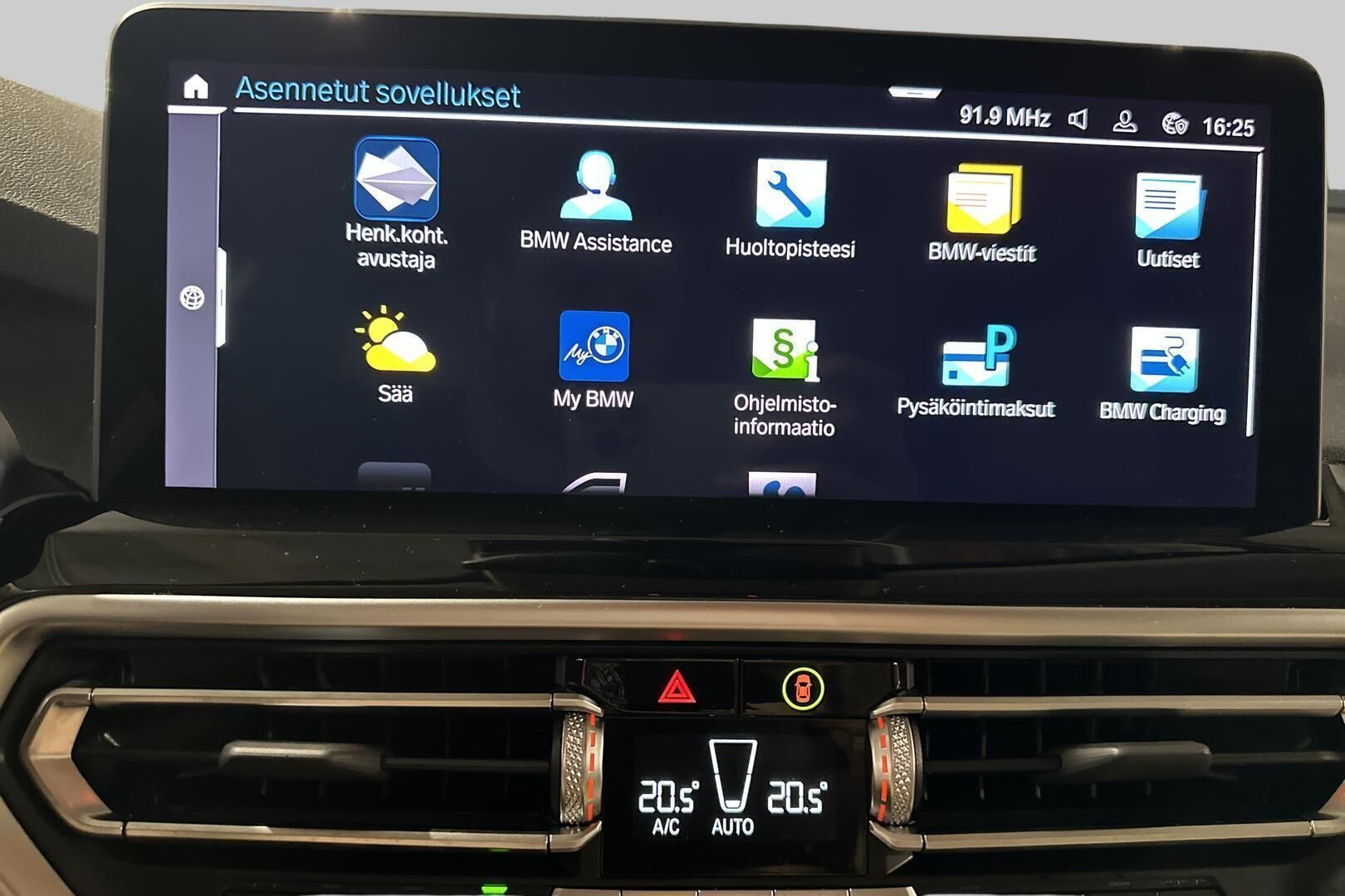 BMW X3 iso kuva 31