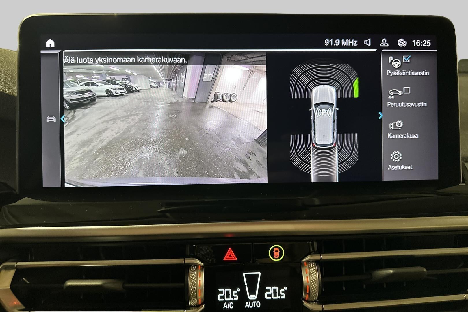 BMW X3 iso kuva 18