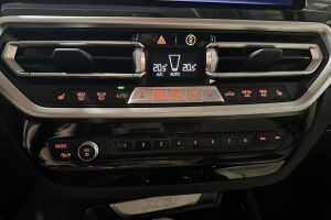 BMW X3 esikatselu 32