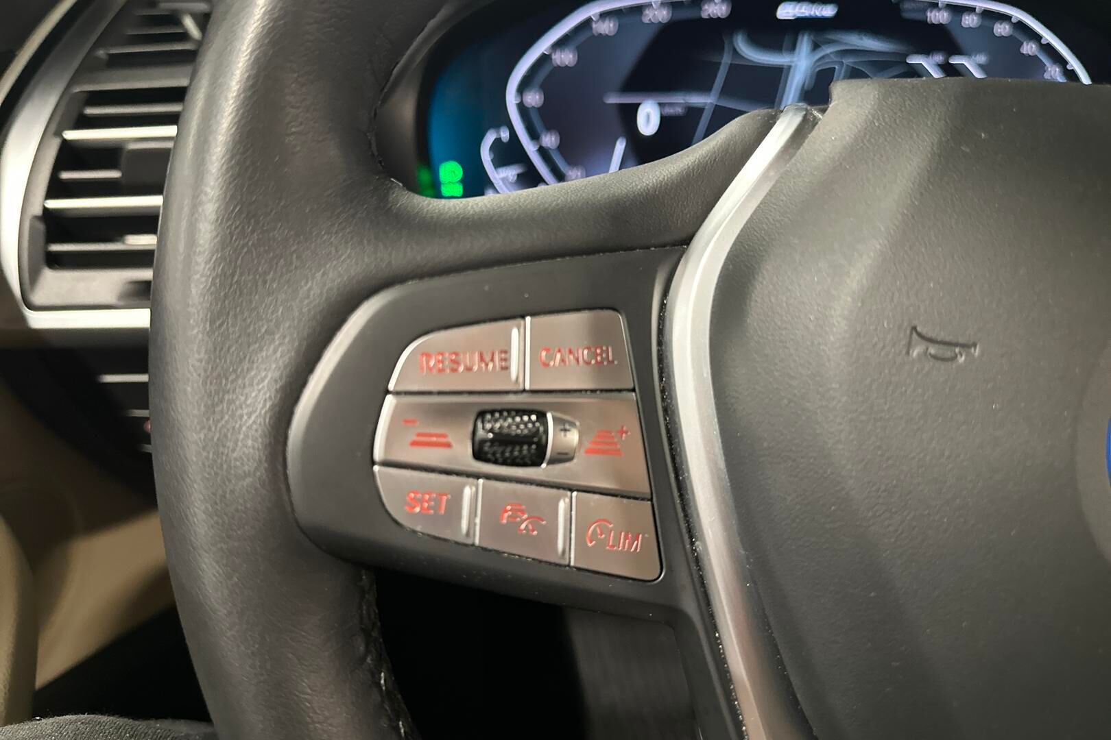 BMW X3 iso kuva 22