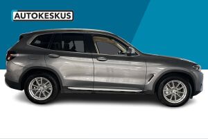BMW X3 esikatselu 3