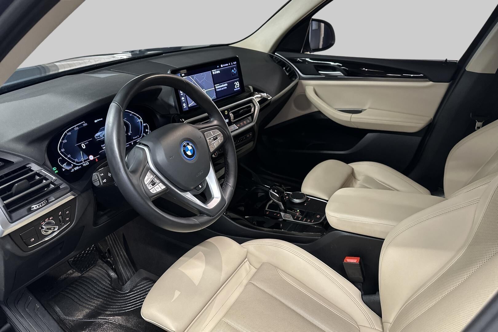 BMW X3 iso kuva 7
