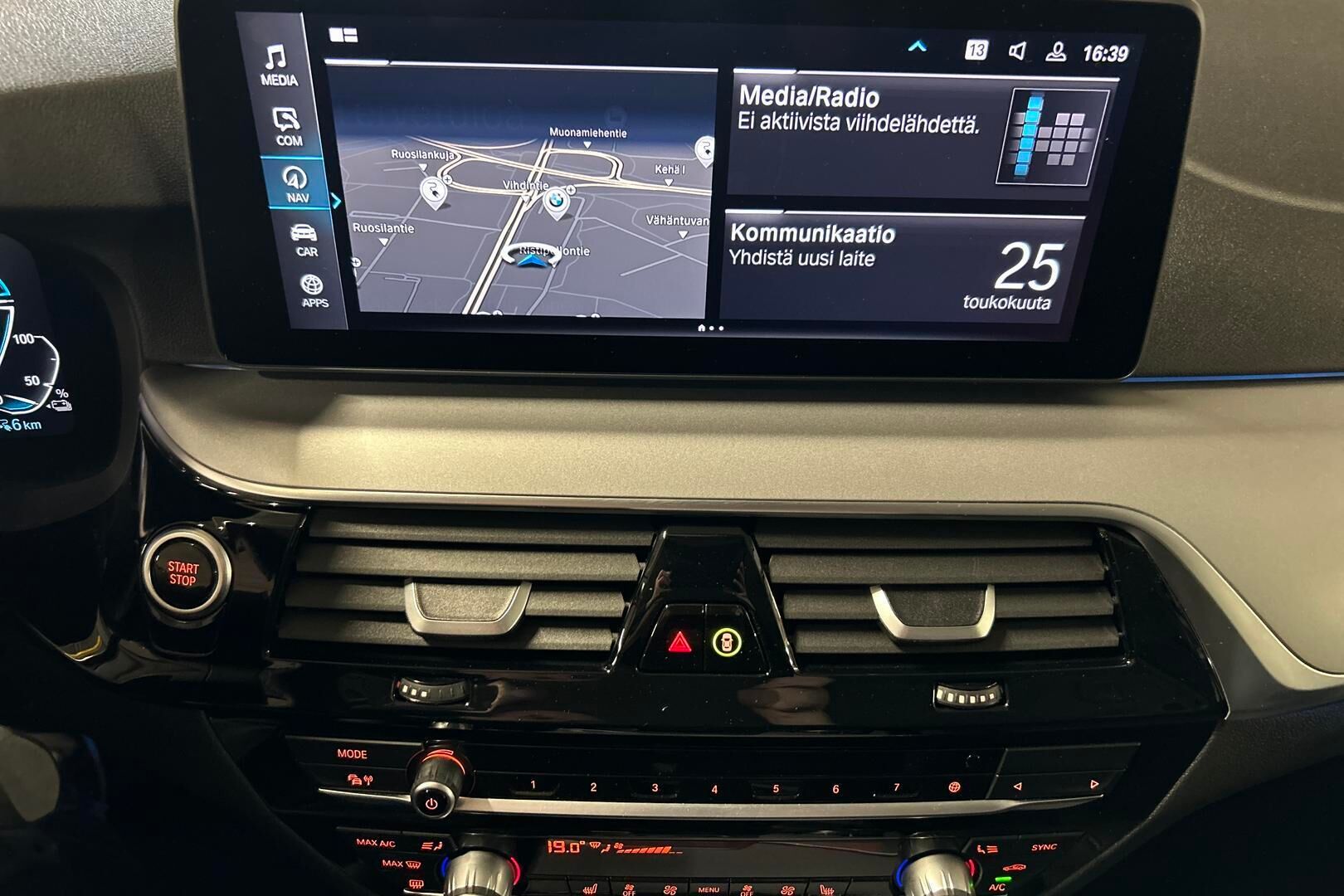 BMW 5-sarja iso kuva 16