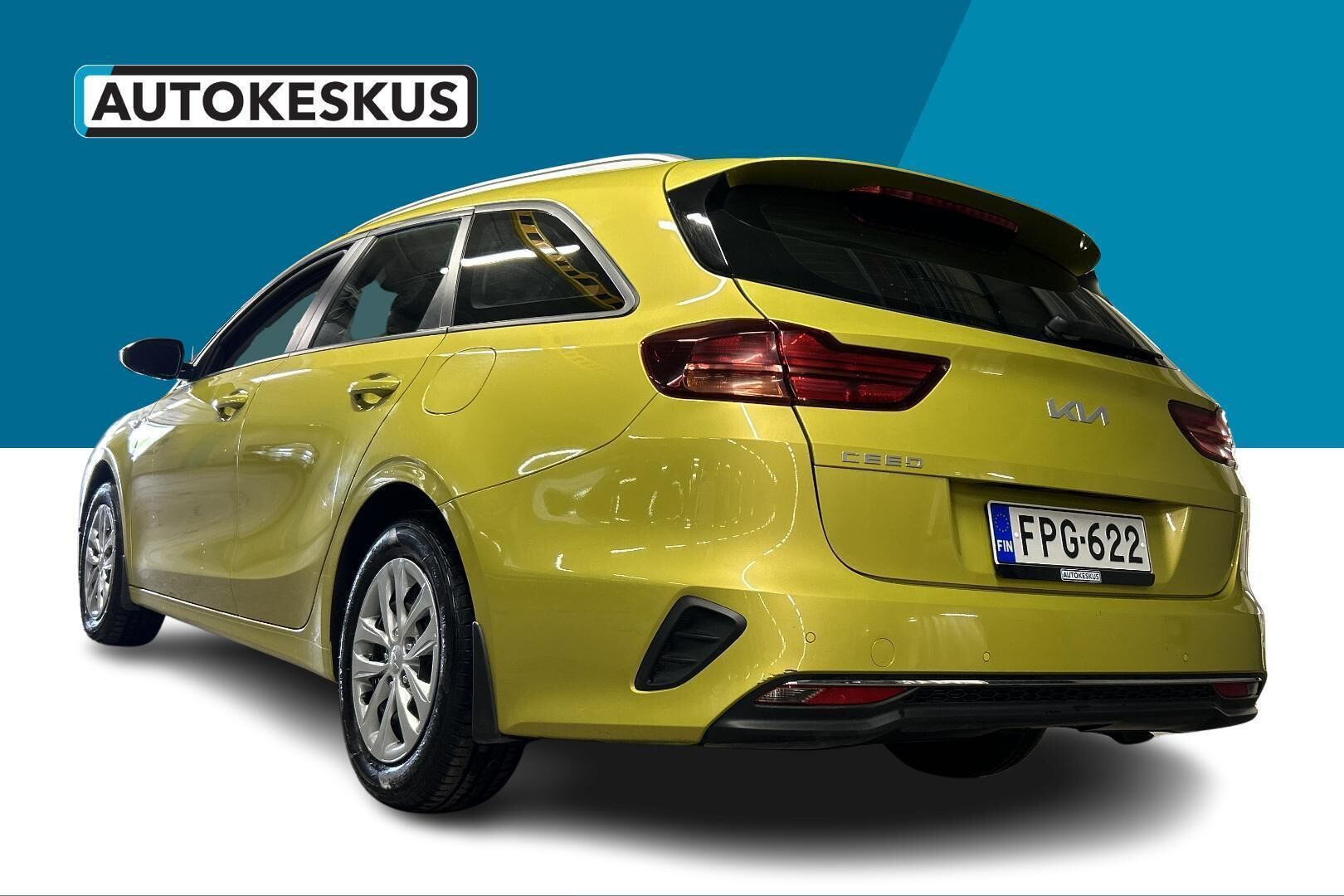 Kia Ceed iso kuva 6