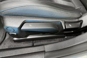 BMW i4 esikatselu 21