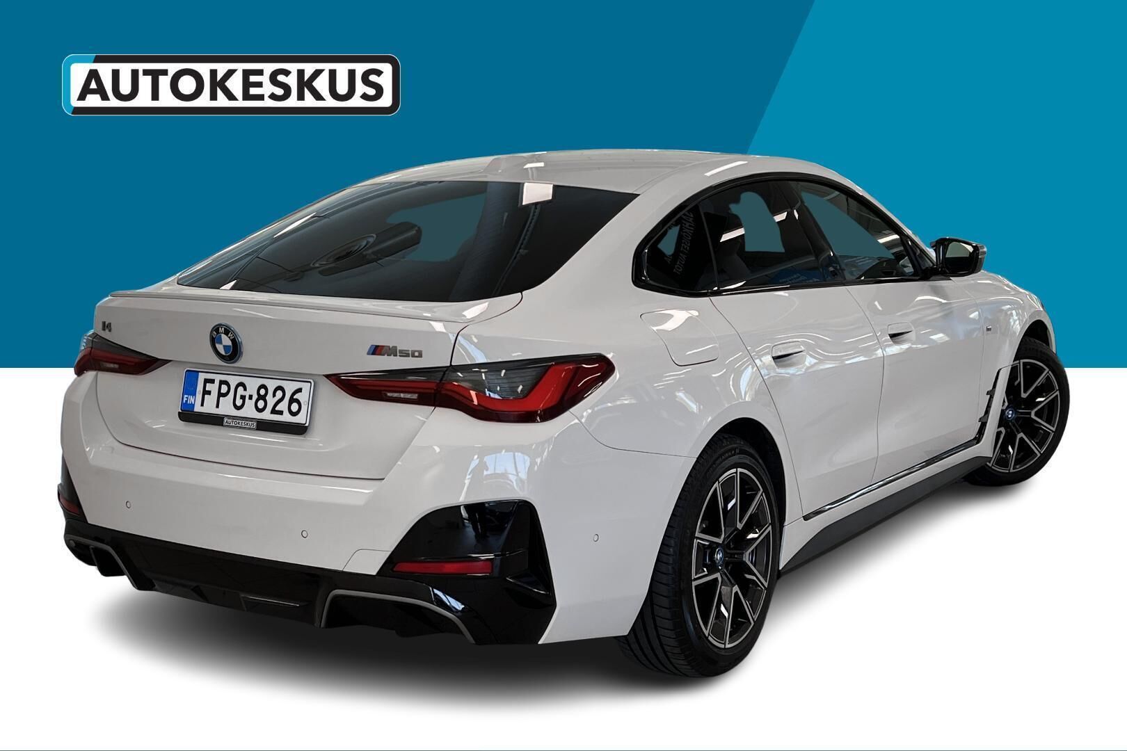 BMW i4 iso kuva 4