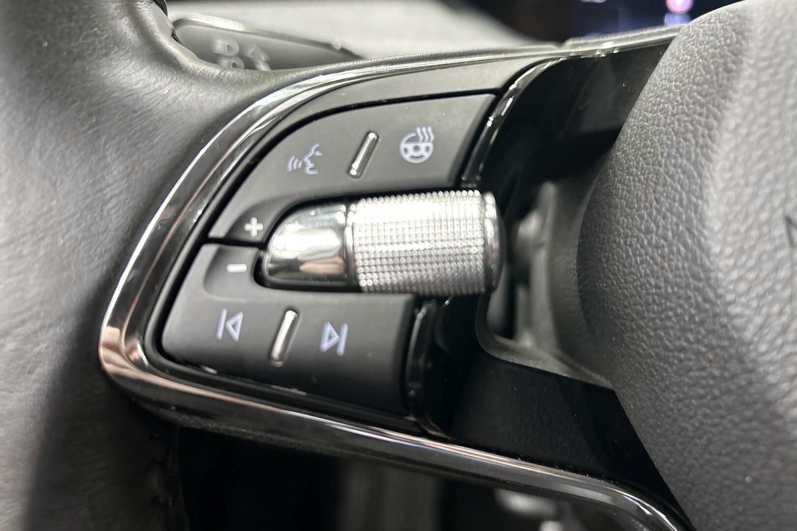 Skoda Enyaq iso kuva 19