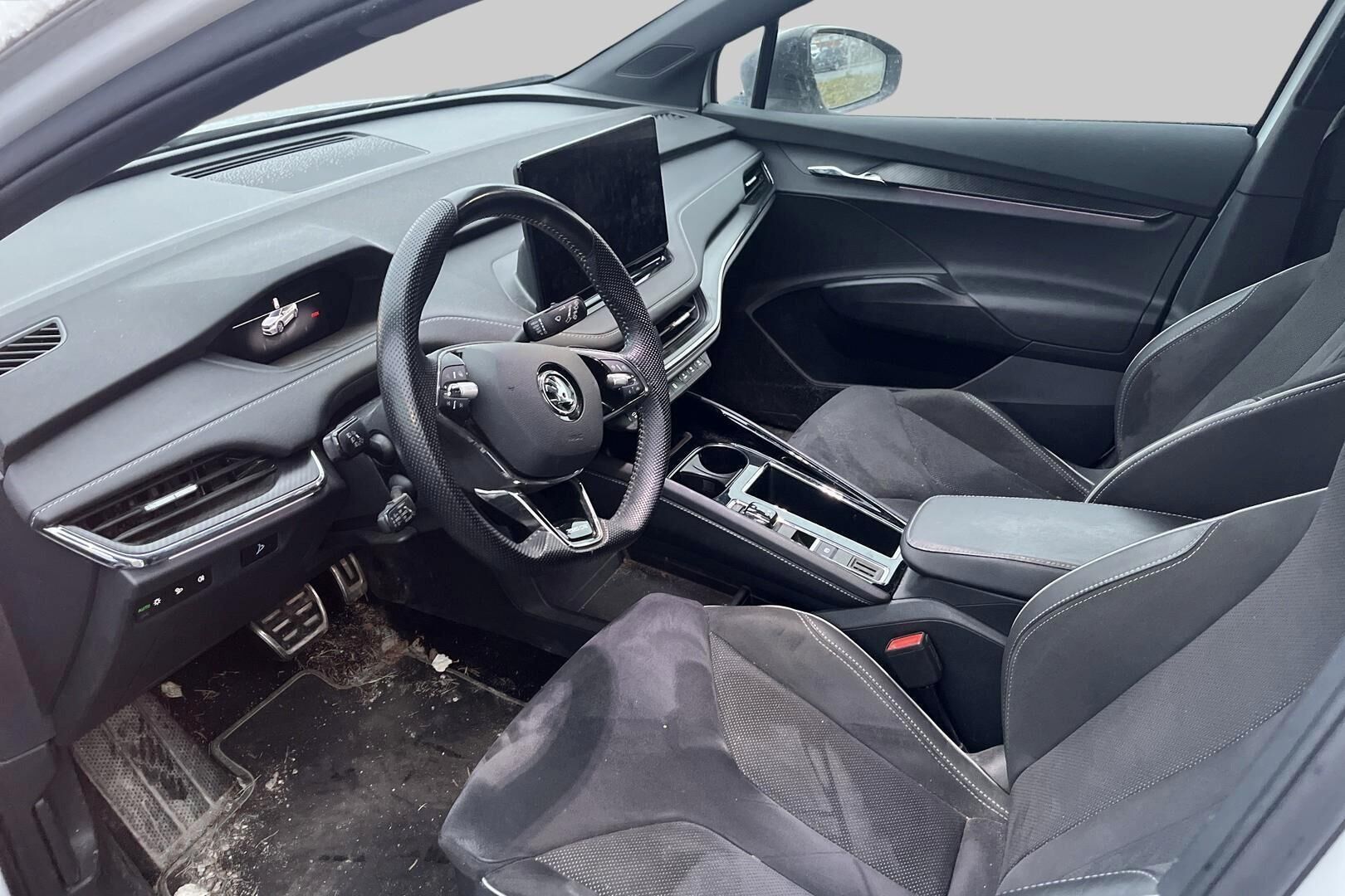 Skoda Enyaq iso kuva 2