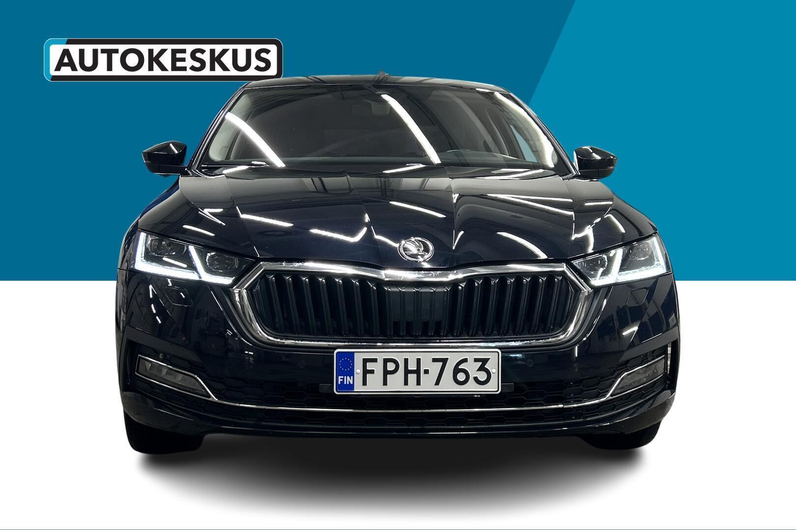 Skoda Octavia iso kuva 2