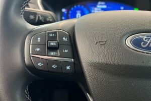 Ford Kuga esikatselu 18