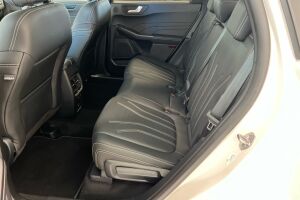 Ford Kuga esikatselu 9