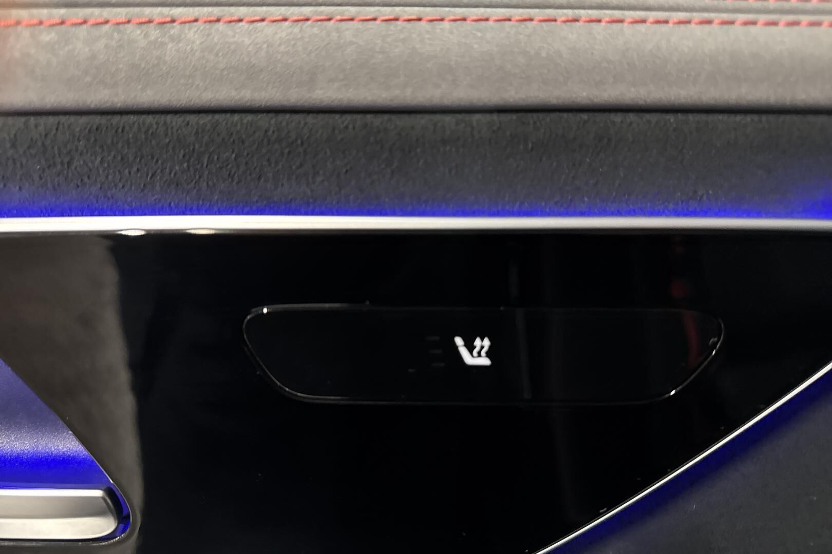 Mercedes-Benz EQE iso kuva 17