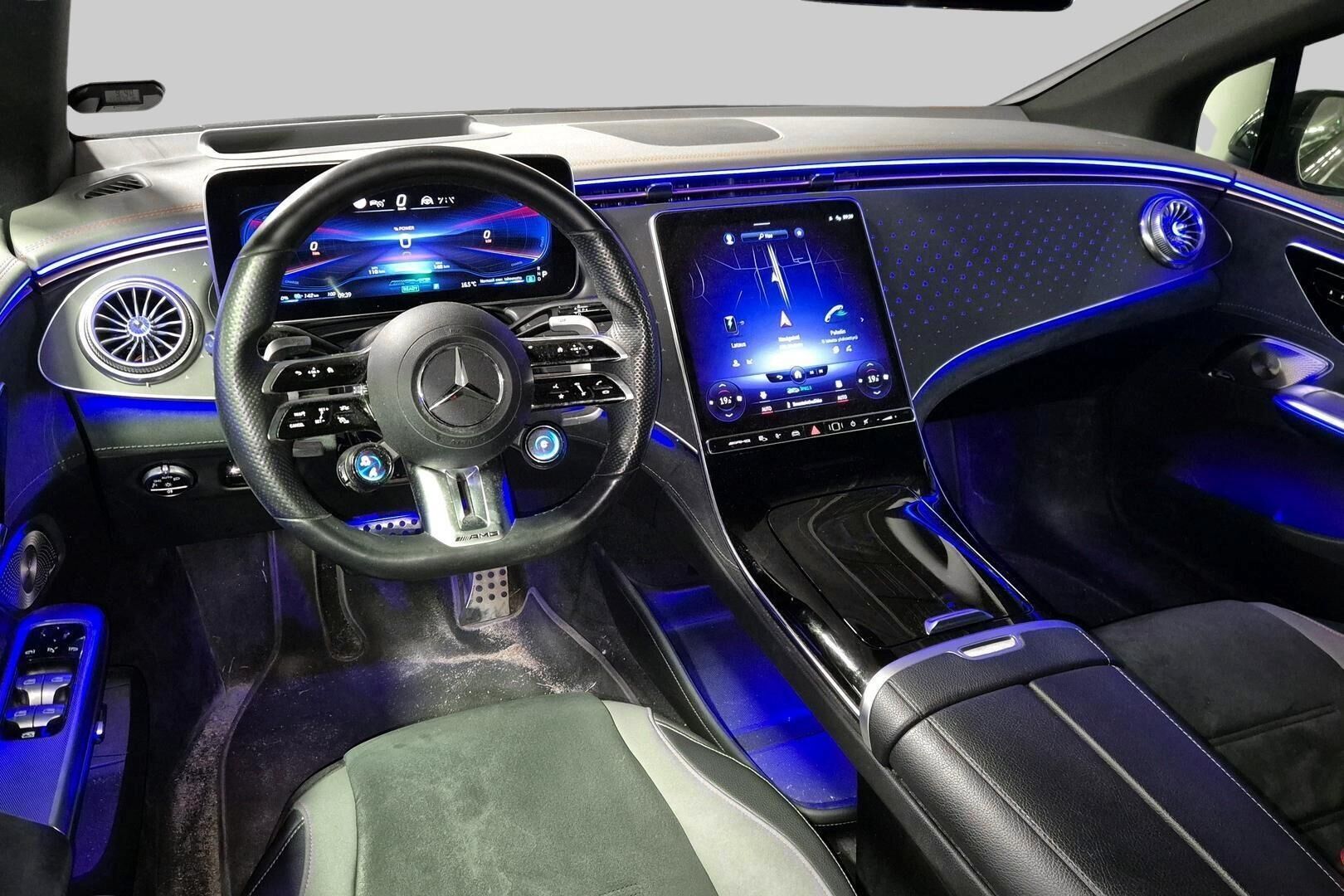 Mercedes-Benz EQE iso kuva 1