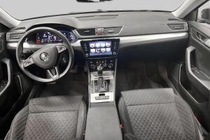 Skoda Superb esikatselu 12