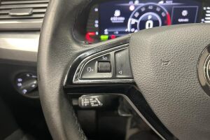 Skoda Superb esikatselu 15