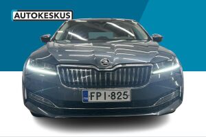 Skoda Superb esikatselu 3