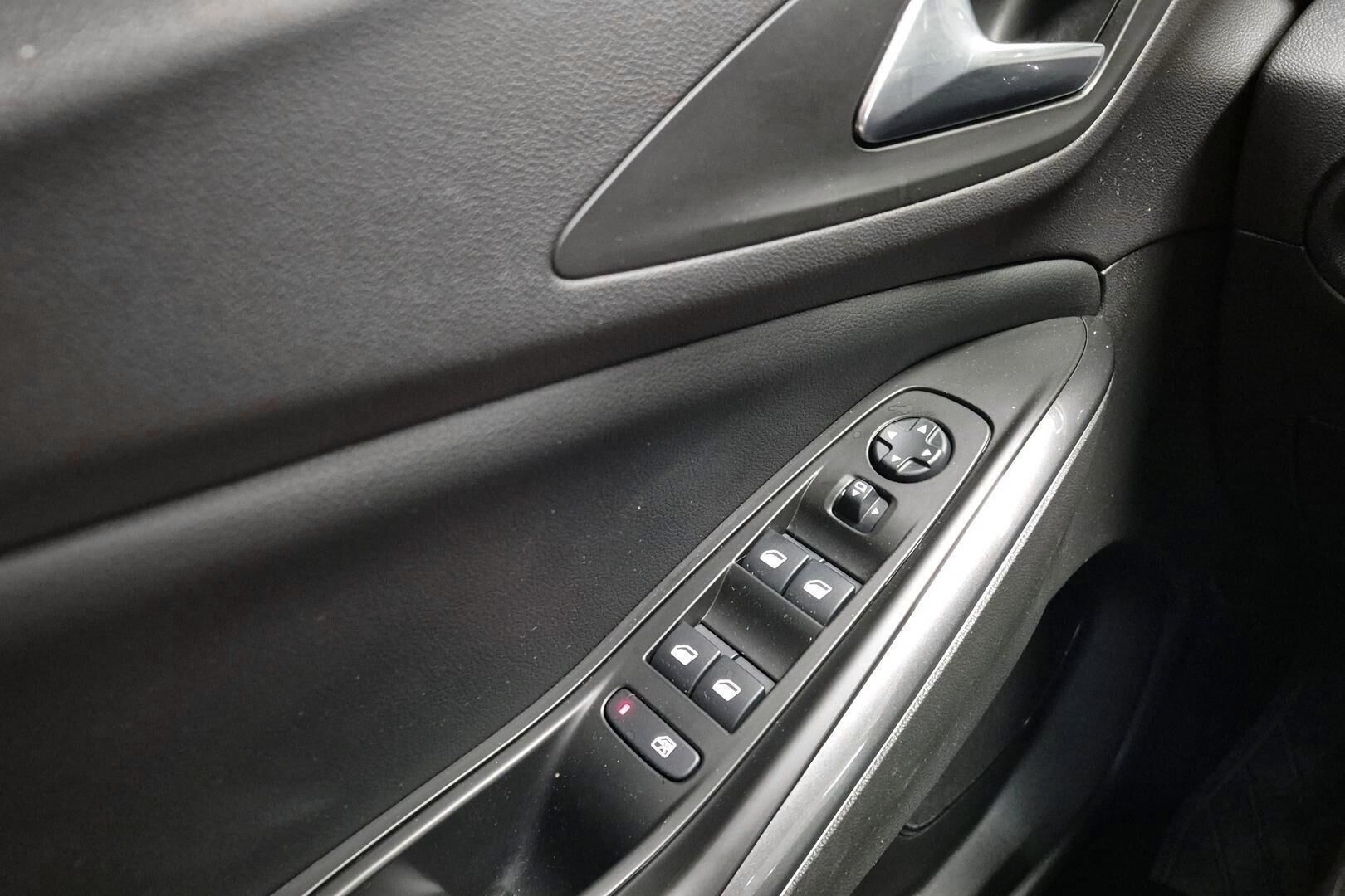 Opel Grandland X iso kuva 19