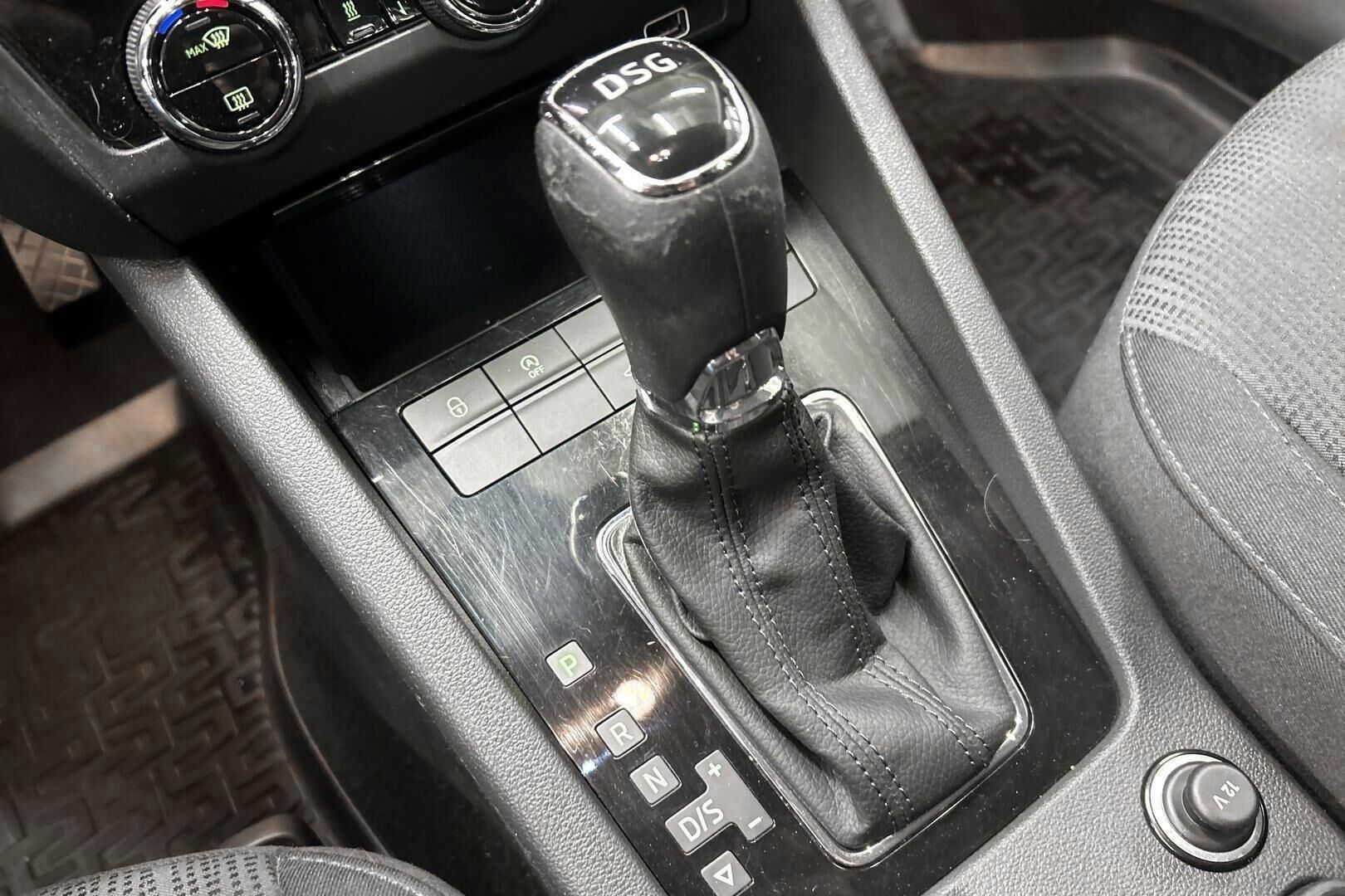 Skoda Octavia iso kuva 21