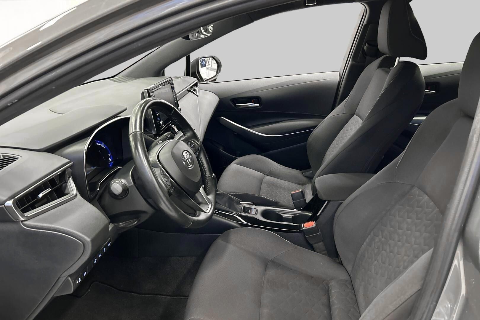 Toyota Corolla iso kuva 9