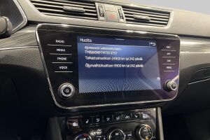 Skoda Superb esikatselu 17
