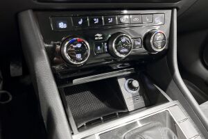 Skoda Superb esikatselu 22