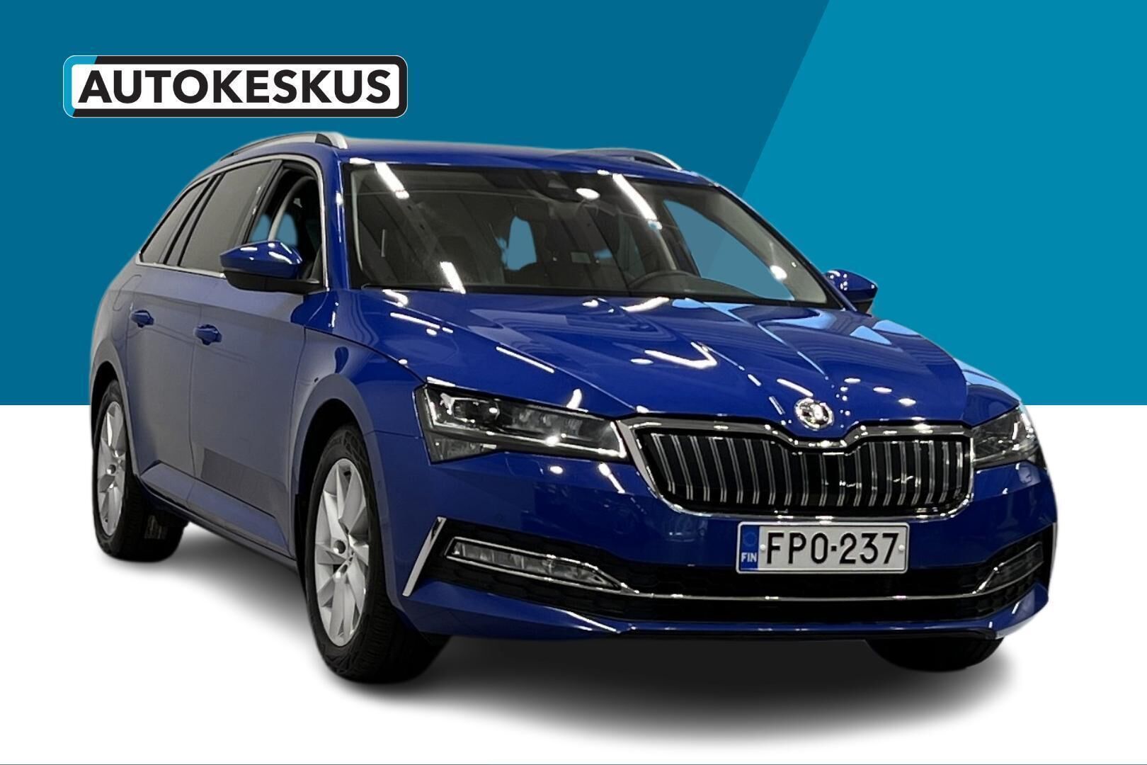 Skoda Superb iso kuva 3