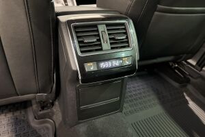 Skoda Superb esikatselu 33
