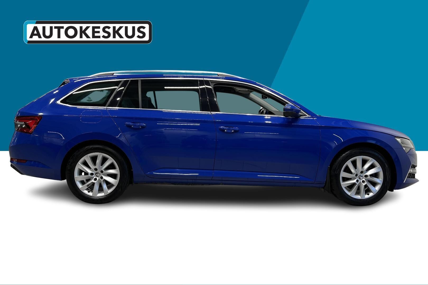 Skoda Superb iso kuva 4