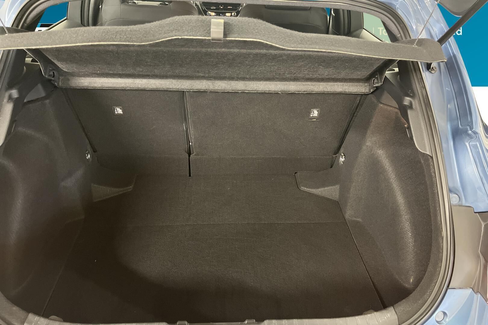 Toyota Corolla iso kuva 11