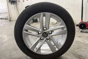 Toyota Corolla esikatselu 13