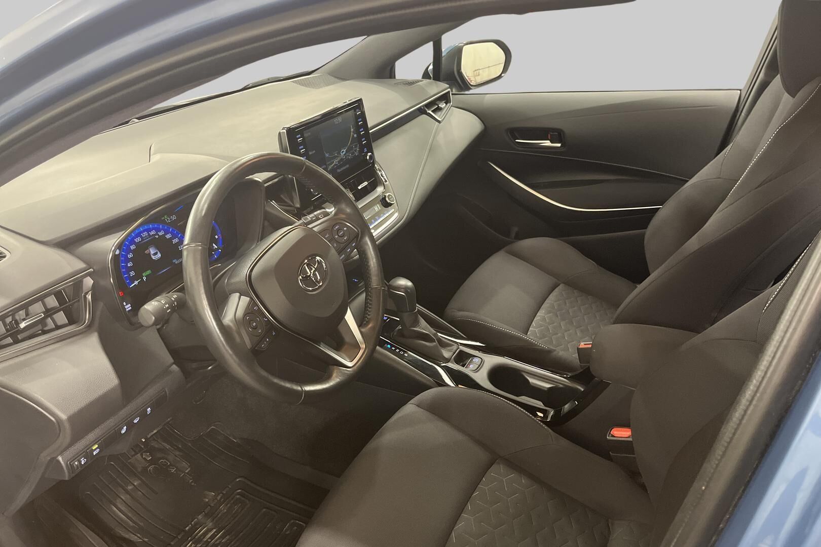 Toyota Corolla iso kuva 8