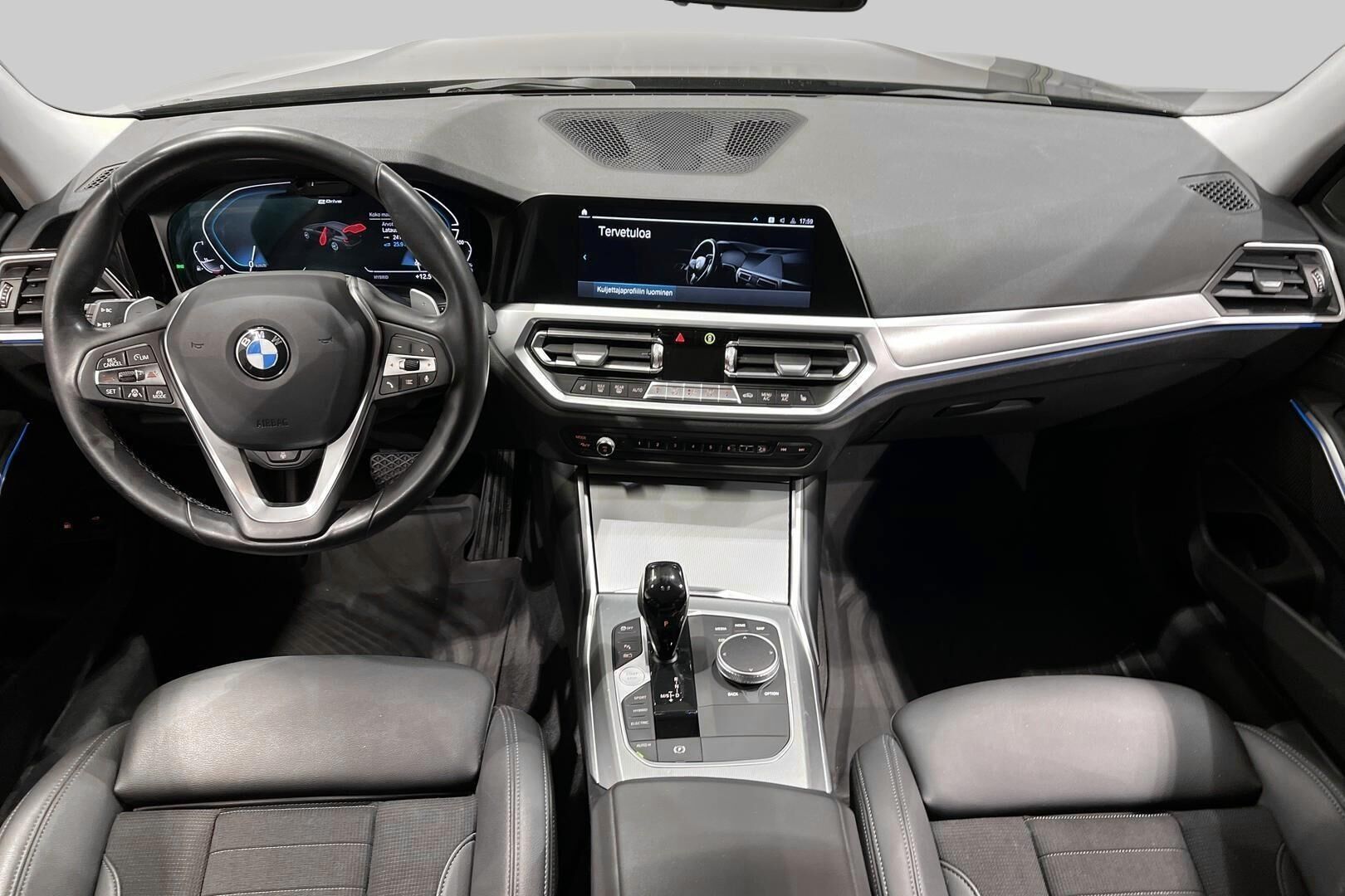 BMW 3-sarja iso kuva 11