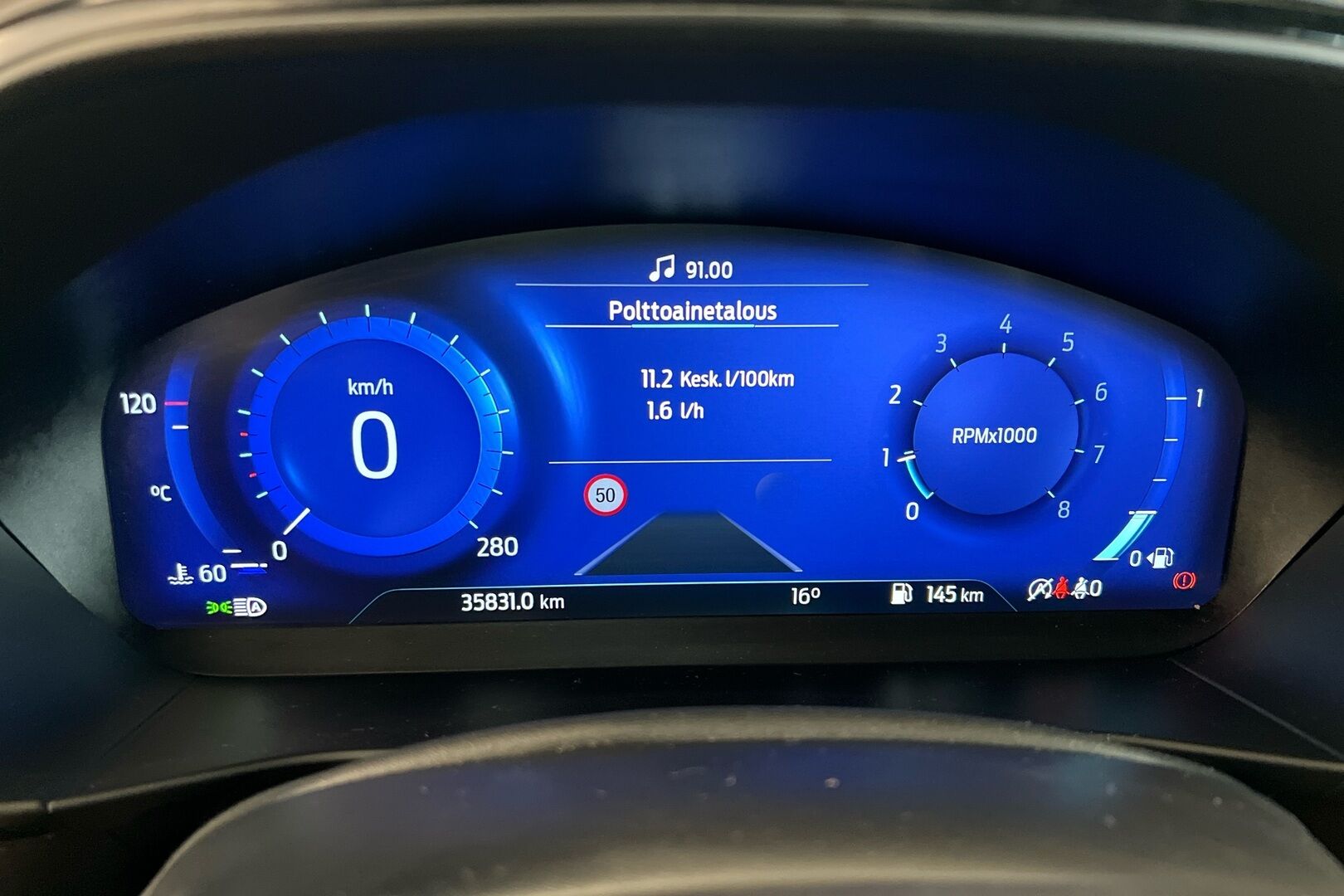 Ford Focus iso kuva 12