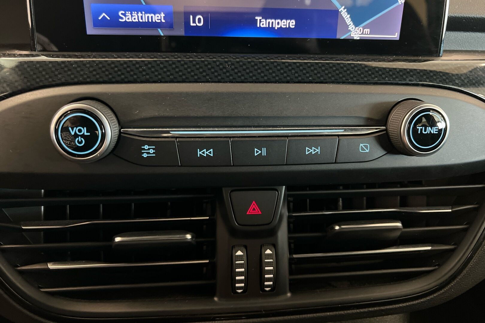 Ford Focus iso kuva 14