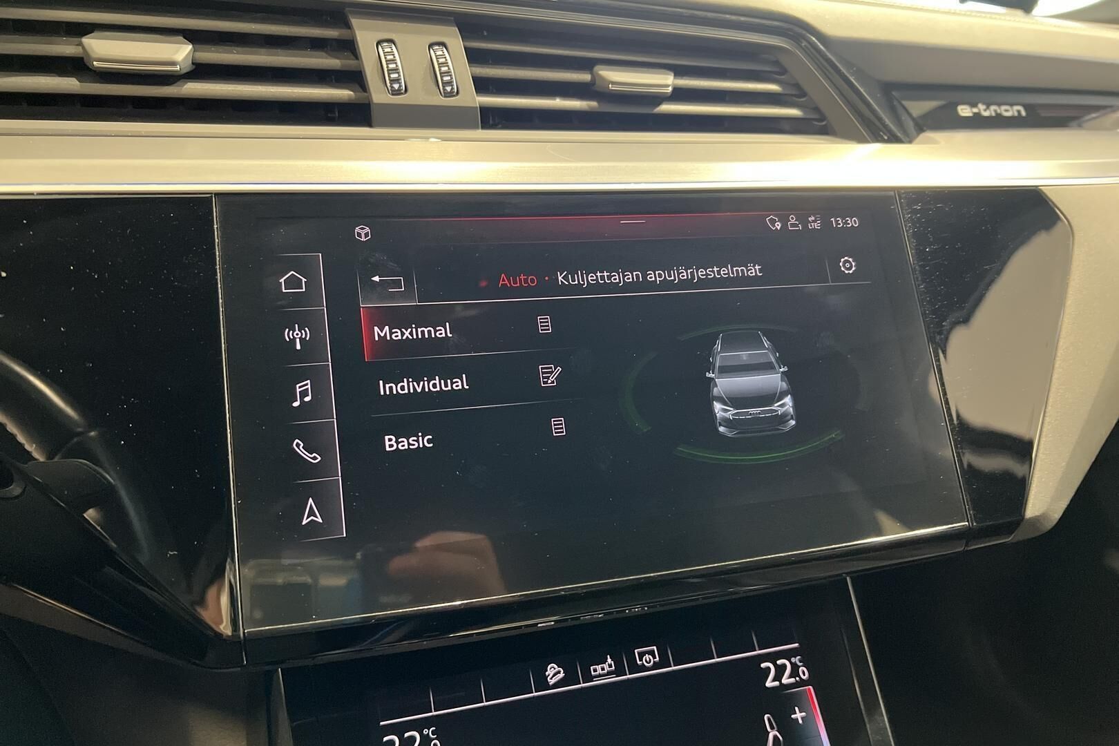 Audi e-tron iso kuva 19